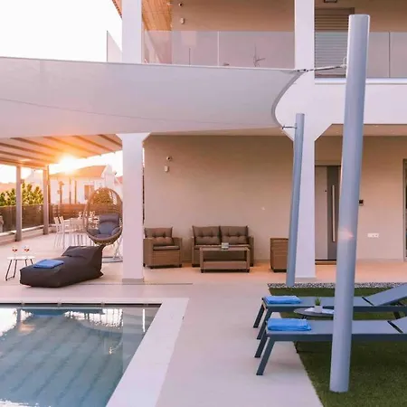 Villa Diamond In Lagonissi With Pool & Garden Kalivia Thorikou Exterior photo