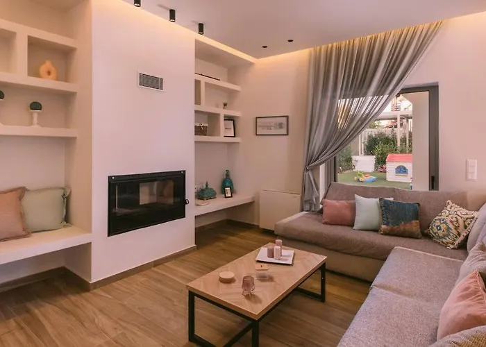 Villa Diamond In Lagonissi With Pool & Garden