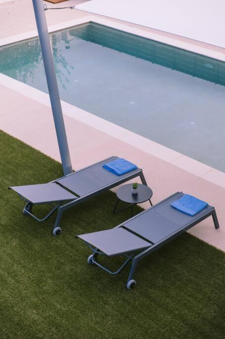 Villa Diamond In Lagonissi With Pool & Garden *