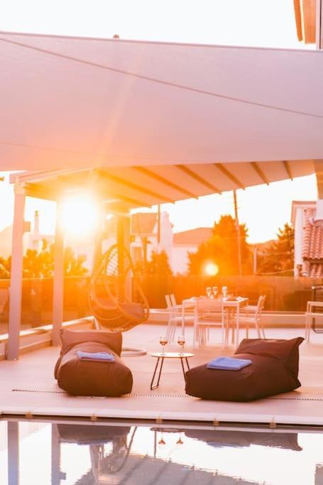 Diamond In Lagonissi With Pool & Garden