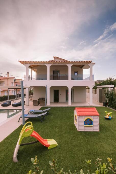 Diamond In Lagonissi With Pool & Garden * Kalivia Thorikou